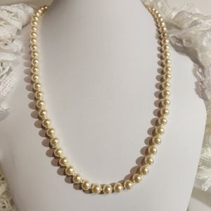 Vintage Designer High Quality Gold Plated Pearl Necklace